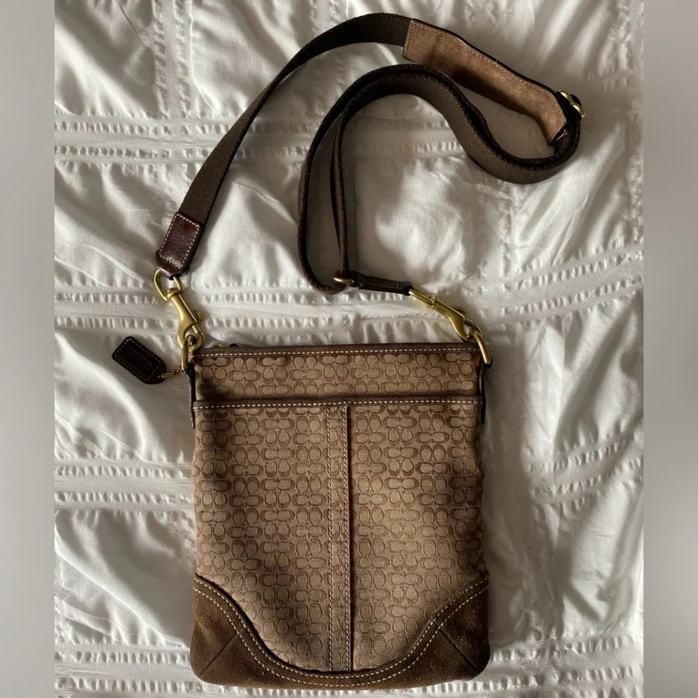 Vintage Coach Brown Crossbody Bag - Picture 1 of 2